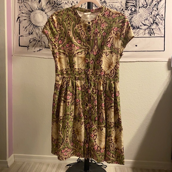Floral dress - Picture 1 of 6